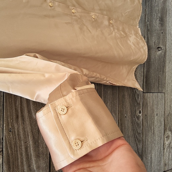 Rachel Zoe Cream Colored Silky Blouse Size Large - Picture 4 of 7